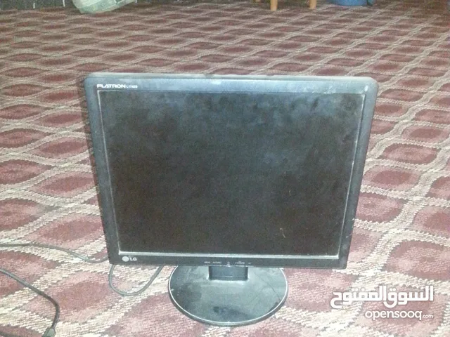 19.5" LG monitors for sale in Sana'a