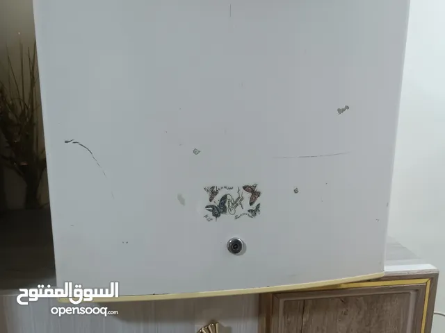 ثلاجه غرفه نوم حاله الوكاله شغاله 100%