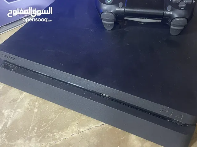 Ps4 slim 1تيرا شبه جديد
