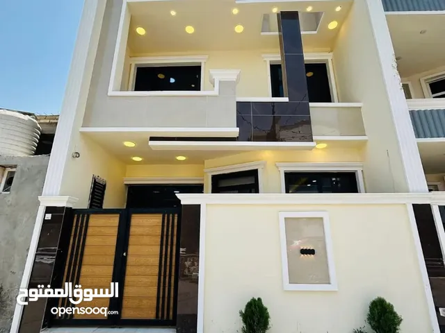 100 m2 3 Bedrooms Townhouse for Sale in Baghdad Other
