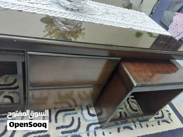 طاولة وسط مع 4 ترابيزات خشب لاتيه 18 كامل