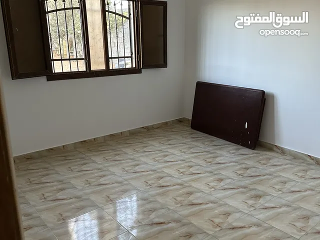 155 m2 3 Bedrooms Townhouse for Sale in Tripoli Tajura
