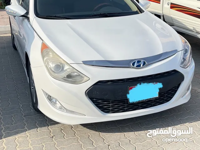 Hyundai Sonatha 2015 Hybrid Model