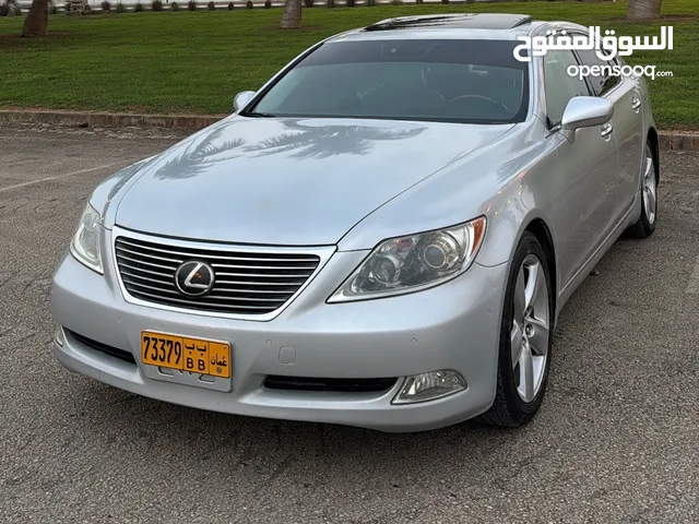 Used Lexus LS in Dhofar