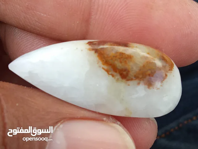 الكوارتز الحليبي للبيع