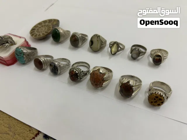 خواتم مميزة فيها القديم والنادر ... بأسعار مختلفة