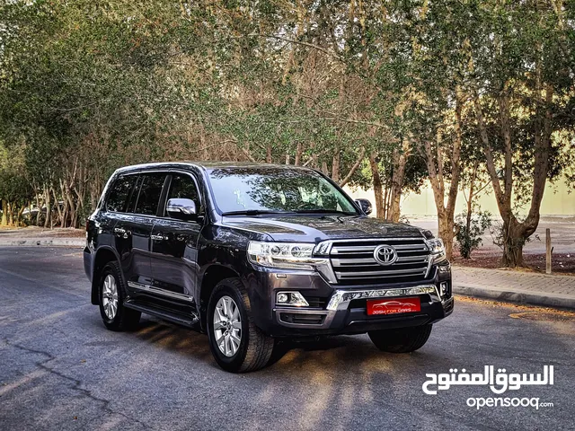 2019 LAND CRUISER GXR V6 FOR SALE
