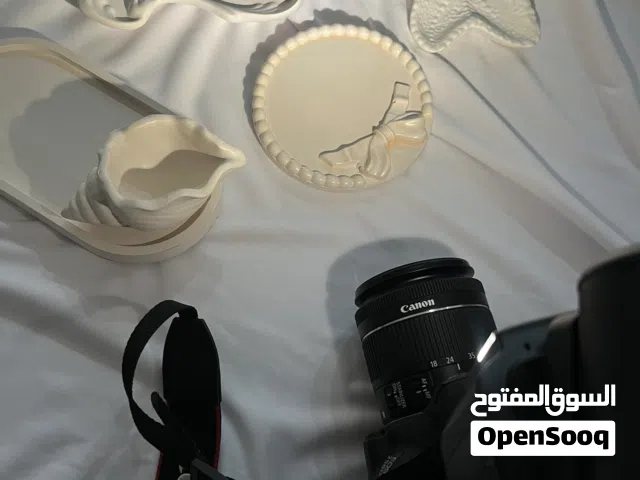 كامرة كانون canon250D
