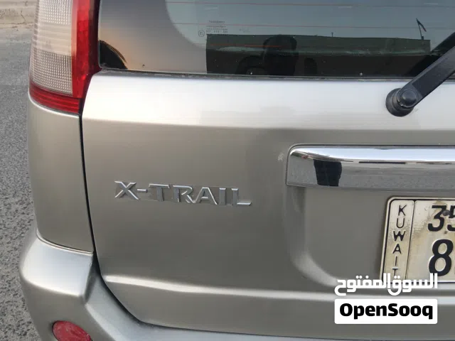 2004 نيسان X-تريل XE