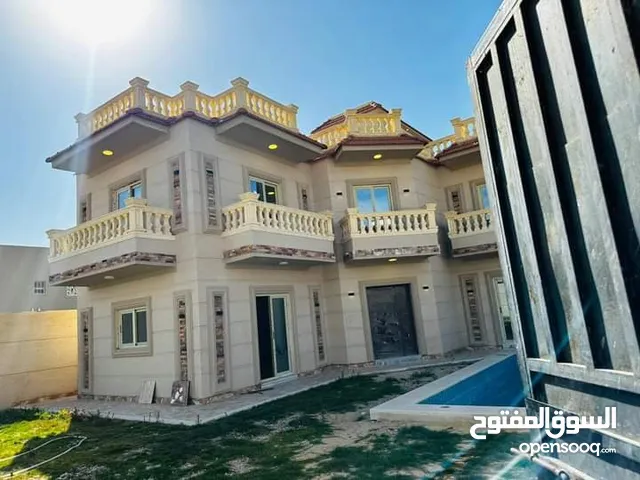 130 m2 4 Bedrooms Villa for Sale in Alexandria Borg al-Arab