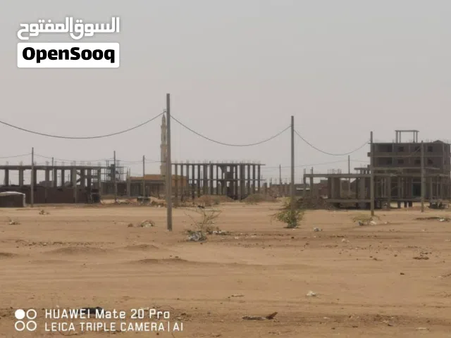 قطعه مميزه جدااا جداااا   حي النصر مربع 42    المساحة 300 متــــر   القطعه شماليه جدا