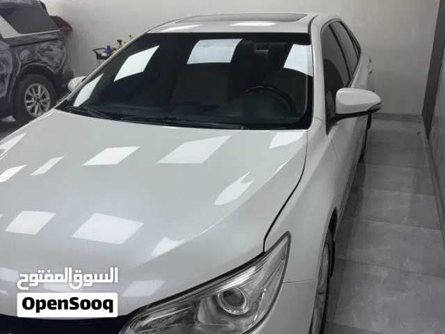 2016 تويوتا كامري GLX