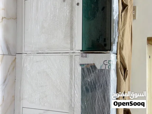 كبتين بحالة جديدة لوضع اغراض البيت