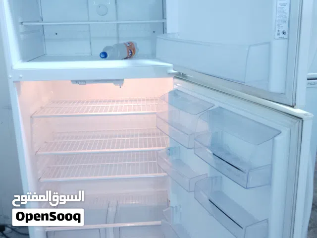 متوفر ثلاجه حجم كبير ثلاجه ونسا حجم كبير 24 قدم بحاله ممتازه تبريد وتجميد قوي معا التوصيل والتشغيل و