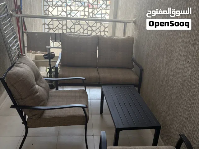 طقم جلسة بلكونة / حديقة شبه جديد – استخدام 8 أشهر فقط – بحالة ممتازة
