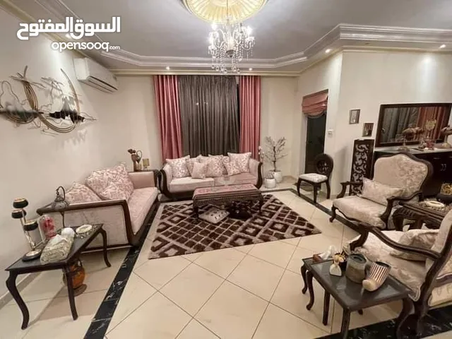 200 m2 3 Bedrooms Apartments for Sale in Amman Tabarboor