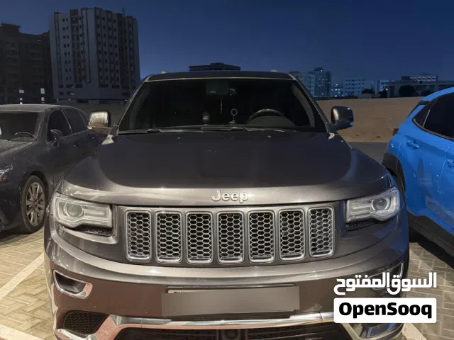 Jeep Grand Cherokee Summit V8 Fully Loaded GCC Specs 2014