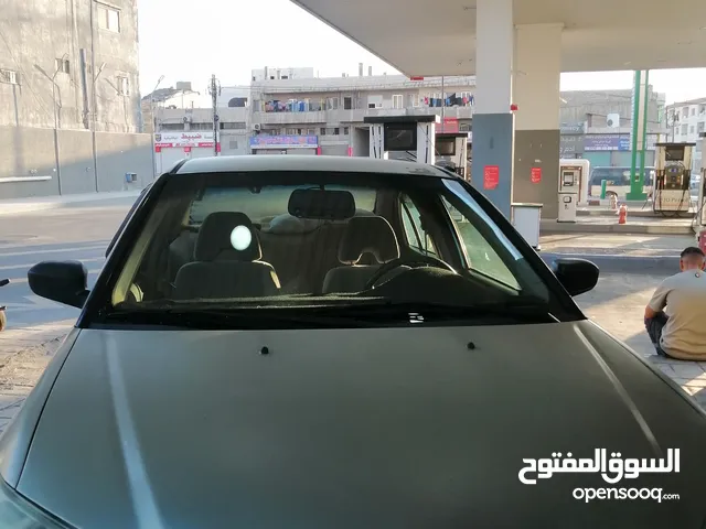 هوندا سيفيك 2004....................