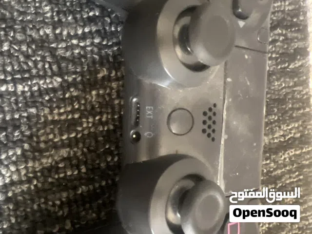 يد سوني فور ( بليستيشن فور ) شبه جديدة مش مستعملة