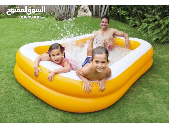 Intex Family Size pool never used - مسبح انتكس العائلي غير مستخدم للبيع بداعي السفر