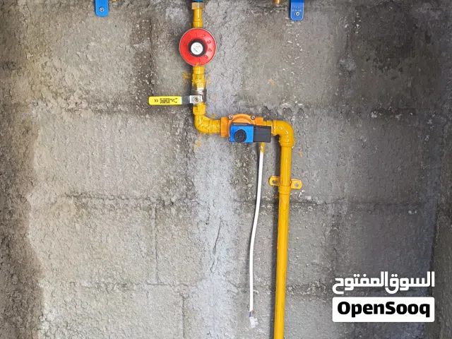 kitchen pipe fittings and gas stove maintenance & servicess.