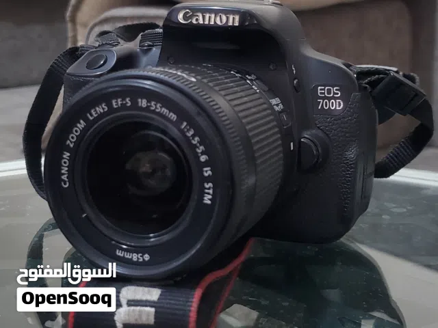 كاميرا كانون 700D