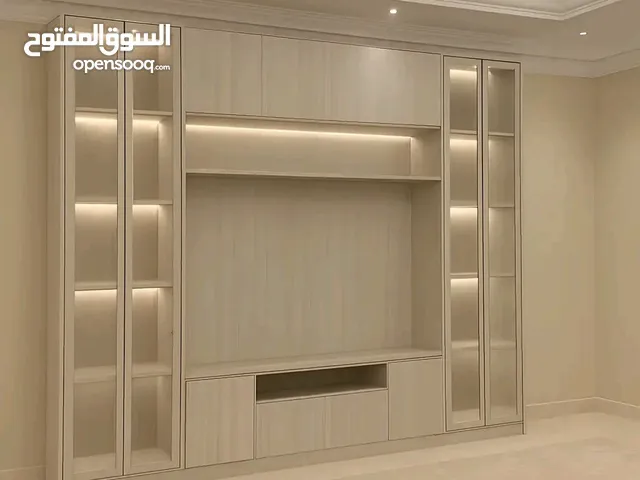 محل للبيع الشارقه صناعيه 4 خلف تويوتا الفطيم للشركه مفروشات او قطع غيار سيارت