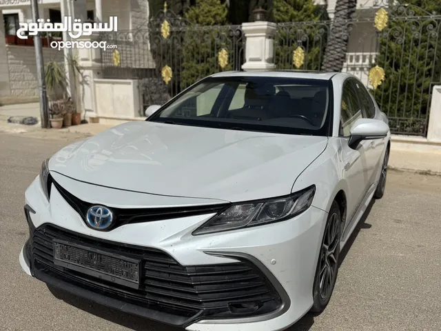 2023 Toyota Camry GLE الفحص مرفق بالصور المسافة المقطوعة: 157000 ألف كيلو متر مالك واحد