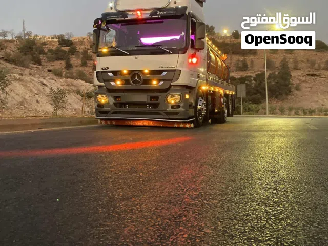 صهريج نضح  لسحب كافة الجور(تعهدات الفيومي) الرائدة في تنظيف المجاري المائية وقنوات الصرف الصحي