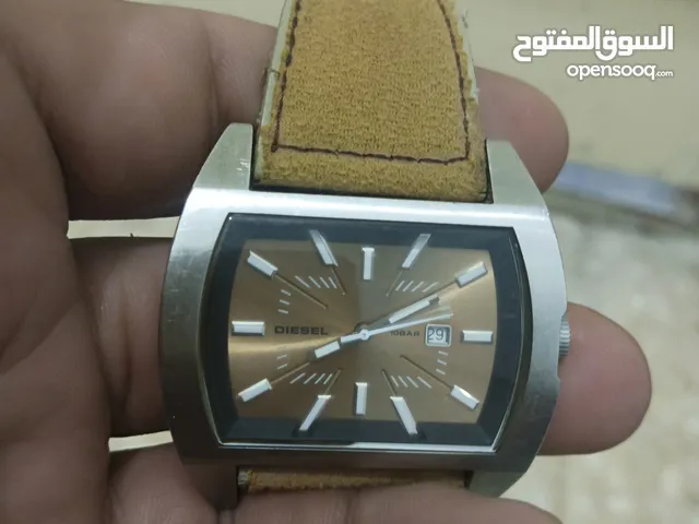ساعة حائط بندول وساعة يد أصلي إقرأ الوصف