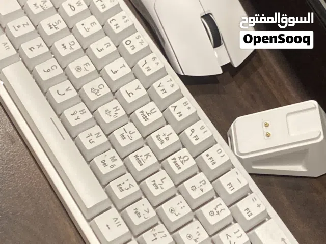 ماوس attack shark x11  (مع قاعدة الشحن للماوس) كيبورد ميكانيكل k620 استخدام نادر وكل شيء شغال 100%