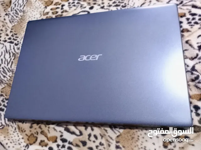 laptop acer  بحالة الممتاز اقرا الوصف كامل