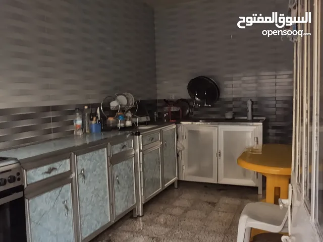 166m2 3 Bedrooms Townhouse for Sale in Baghdad Gherai'at