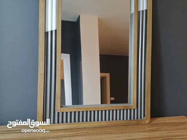 خزانه أحذية حجم كبير 120×120×40لم تستخدم مع مرآه ثقيله