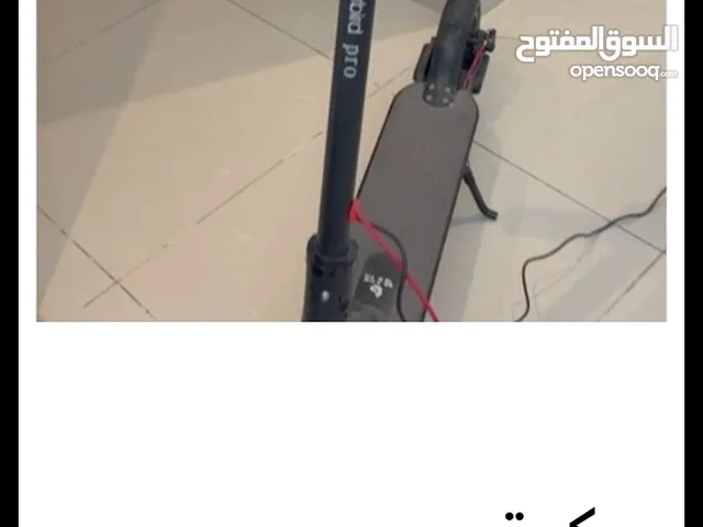 اسكوتر شبه الجديد محتاج بطاريه فقط مركون