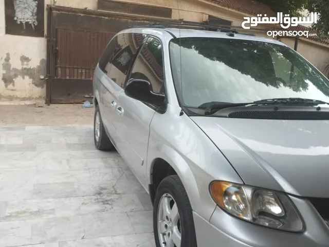 Used Dodge Caravan in Zawiya
