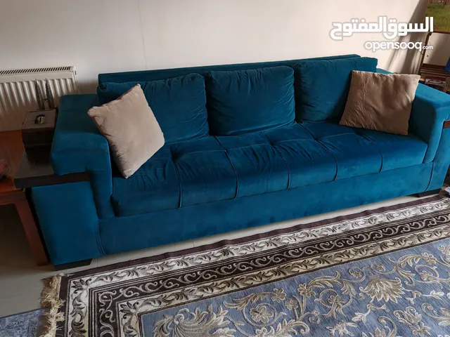 طقم كنب مستعمل بحالة جيدة جدا