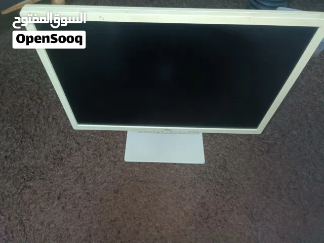 22 Fujitsu monitors for sale  in Jerash