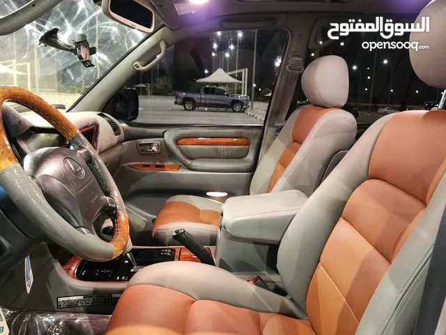 Lexus LX in Dhofar
