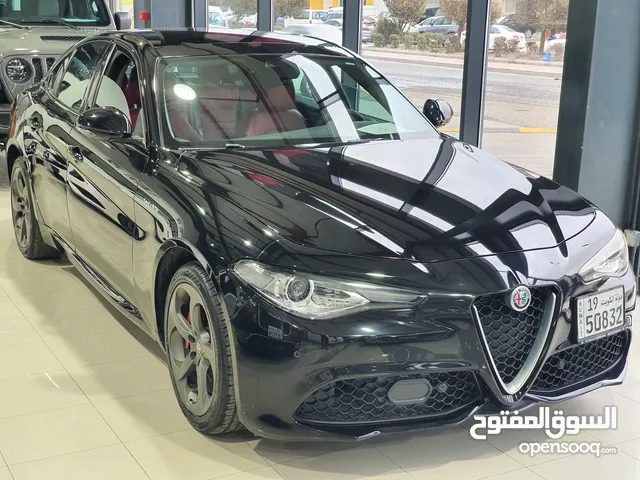 الفاروميو جوليا VELOCE