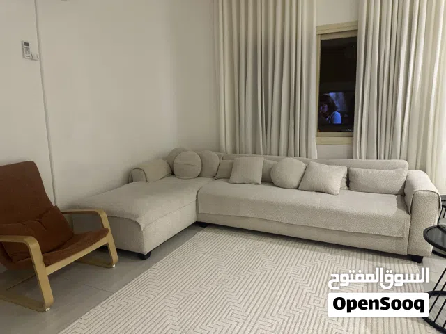 كنبات شبه نظيف