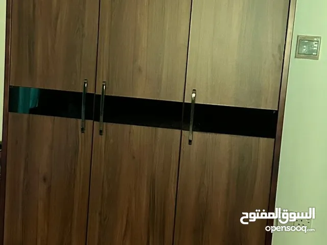 3-Door Wooden Wardrobe / خزانة ملابس خشبية بـ3 أبواب