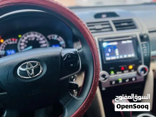 2013 تويوتا كامري LE
