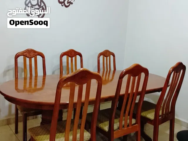 طاوله سفره النيش او الفضيه