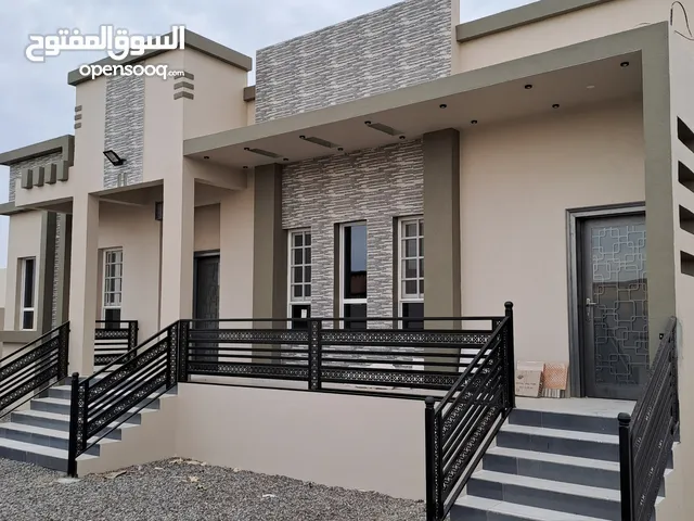 273 m2 4 Bedrooms Townhouse for Sale in Al Batinah Barka