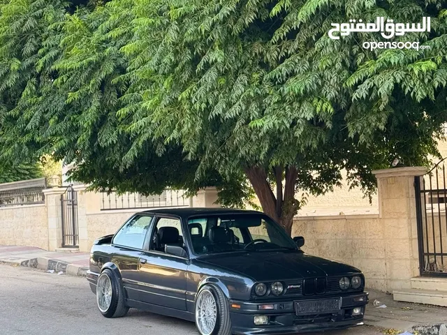 بوز نمر كوبيه BMW e30 للبيع