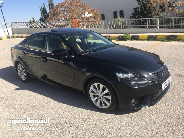 Lexus IS 2016 in Amman