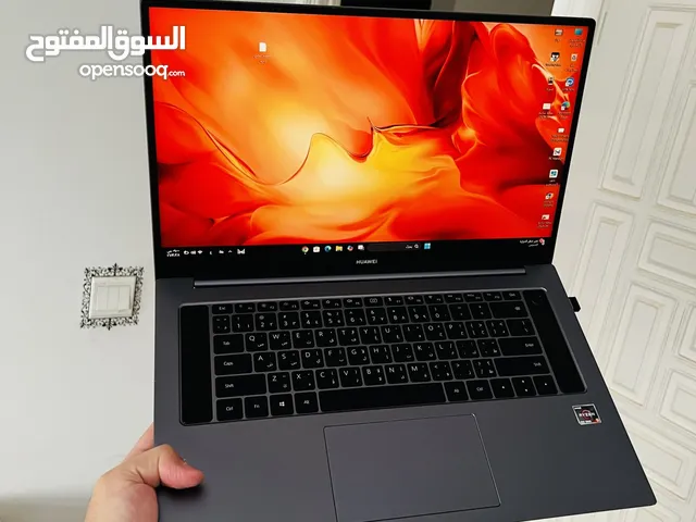 لاب تحفة فنيه بامكانيات جباره للبرامج والالعاب التقيلة ويشهد الله ان الجهاز نضيف جدا جدا