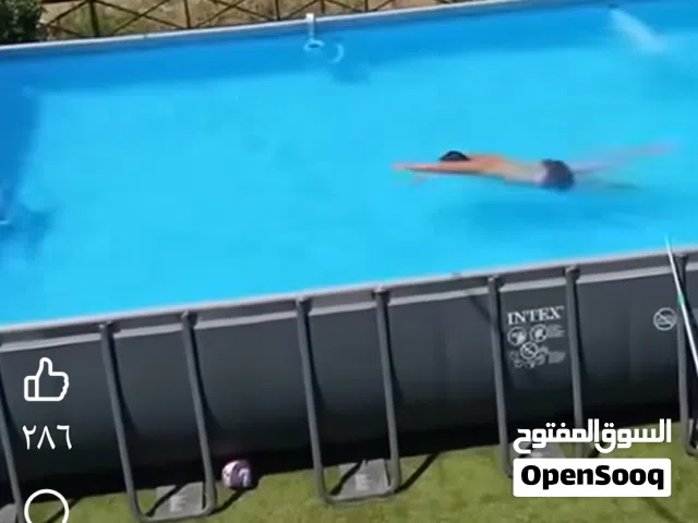 يوجد مسبح للبيع قياس 4،20 سم طول  عرض 2،20سم عمق 85سم يتسع الى 7 م ماء امركي الصنع ويوجد معه غطاء هد