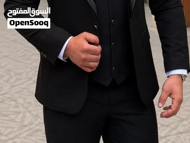 بدله توكسيدو استخدام مره واحده للبيع بسعر ممتاز
